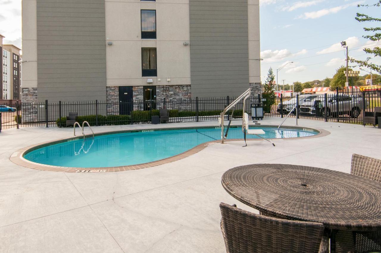 Holiday Inn Express & Suites Jackson Downtown - Coliseum By Ihg Eksteriør billede